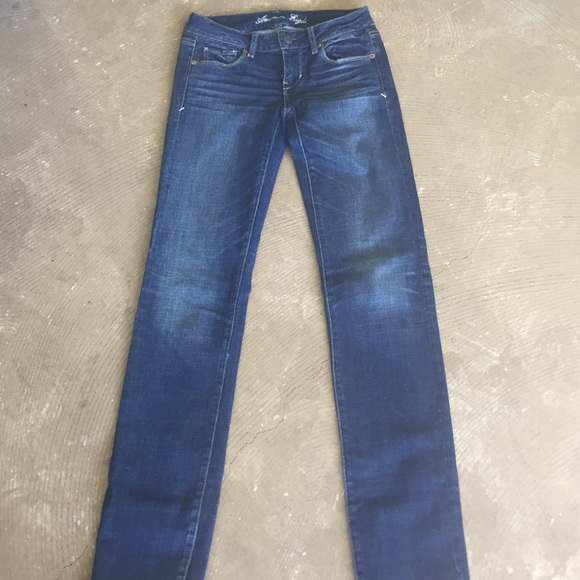 American Eagle skinny jeans