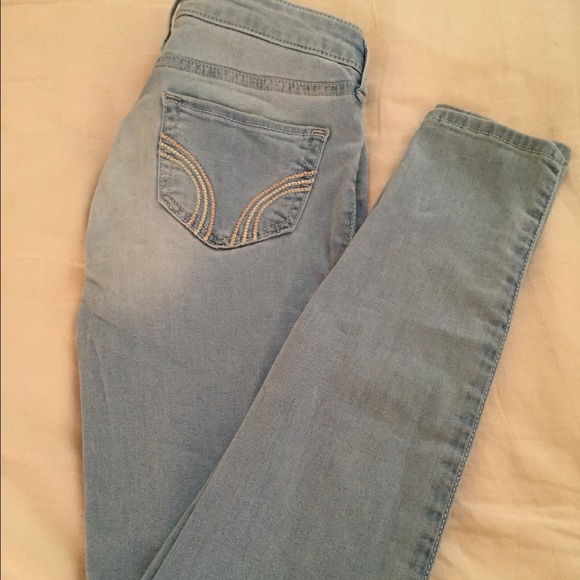 Hollister Super Skinny Light Denim Wash Jeans Sz23