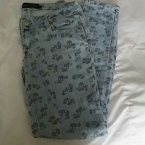 Skull skinny leg jeans