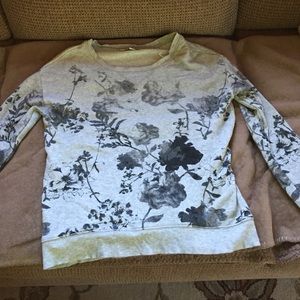 American Eagle Lightweight Sweater