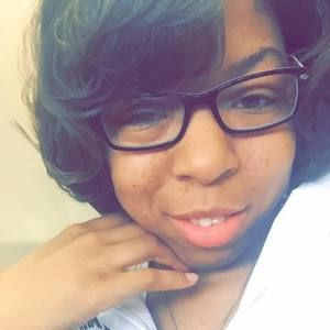 Meet your Posher, Nydia