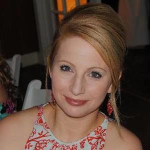 Meet your Posher, Nora