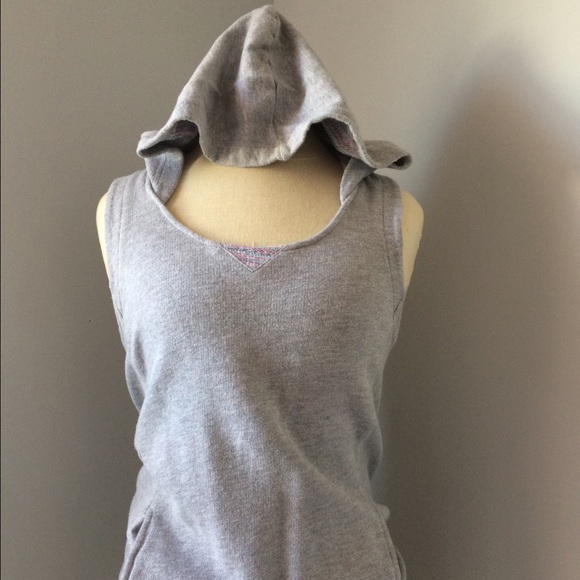 Roxy sleeveless sweatshirt!