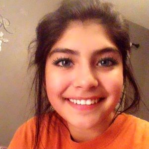 Meet your Posher, Aracely