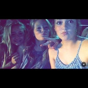 Meet your Posher, Carli