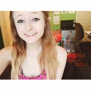 Meet your Posher, Brittney