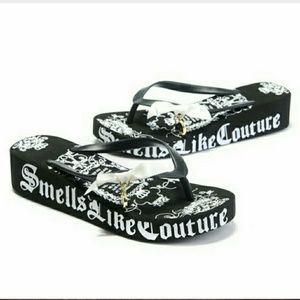 Juicy Couture Wedge Heel Flip Flop Sandals