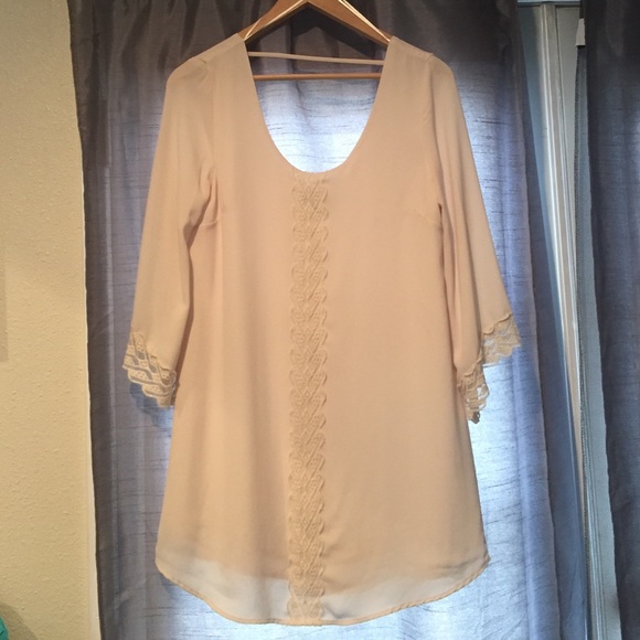 ASTR Dresses & Skirts - ASTR brand bought @ Nordstrom