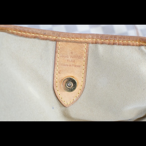 Louis Vuitton  Azur Hobo - Picture 4 of 4