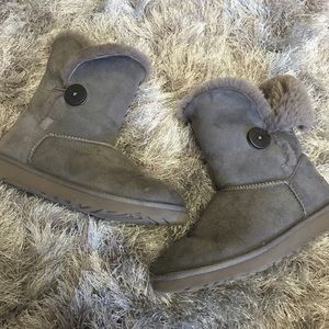 Grey Bailey Button Uggs