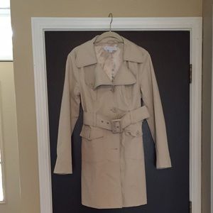 Cream/Beige Belted Trench Coat