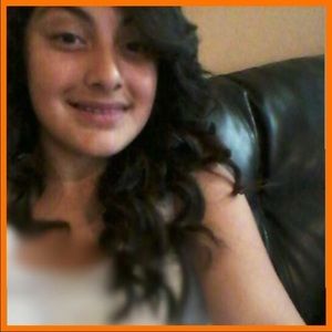 Meet your Posher, Alondra