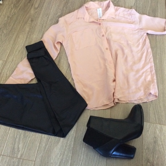 Pink blouse - Picture 3 of 4