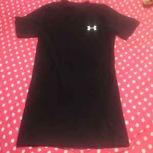 Under armour compression shirt youth small black