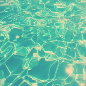 Meet your Posher, Leanna