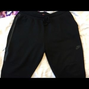 Men's Nike Tech Sweatpants