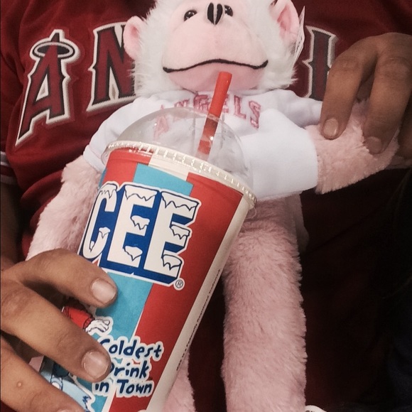 Meet your Posher, Amanda - Picture 4 of 4