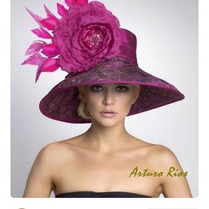 Meet your Posher, Laurie