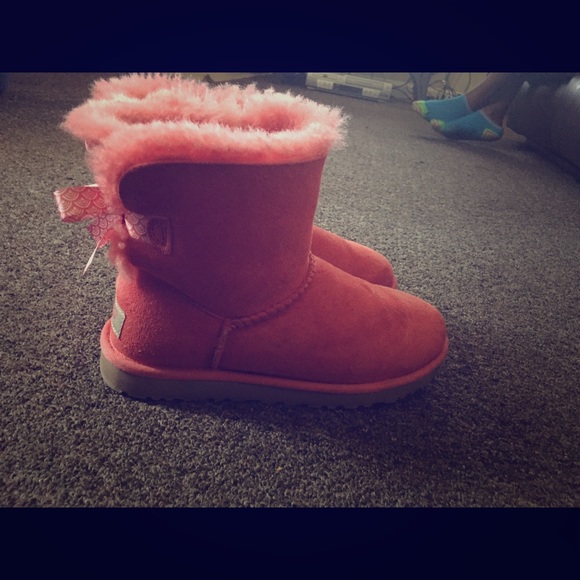 Youth Mini Bailey Bow II – Sports Basement Short Bailey Bow Uggs!