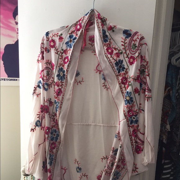 Chelsea & Violet shawl!