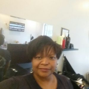 Meet your Posher, Sheila