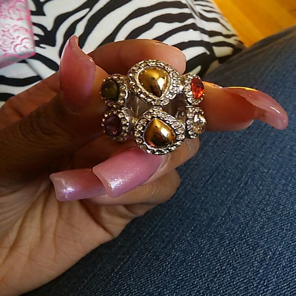 Colorful ring