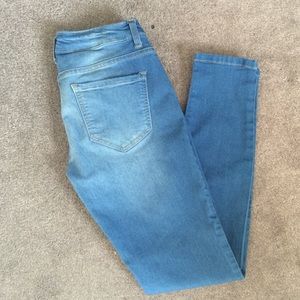 Brand new blue jeans- fashion nova size 7