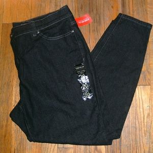 Forever 21 Curve Plus Size Skinny Jeans