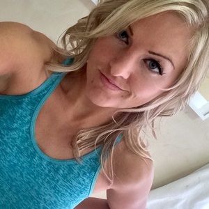 Meet your Posher, Danica