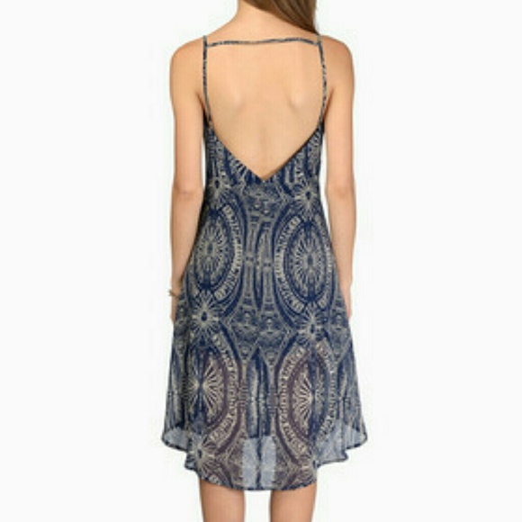 Flowing Rivers Dress - Picture 3 of 3