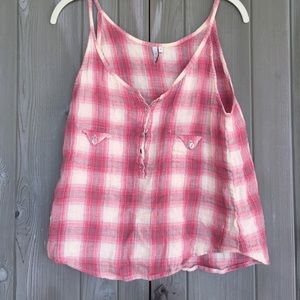 Plaid surf style tank top with button pockets