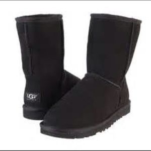 Uggs TAKING OFFERS