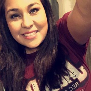 Meet your Posher, Caridad