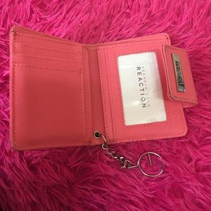 🔥💕♦️Kenneth cold reaction wallet 😍