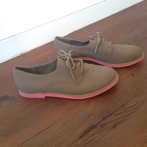 Bakers casual gray shoe