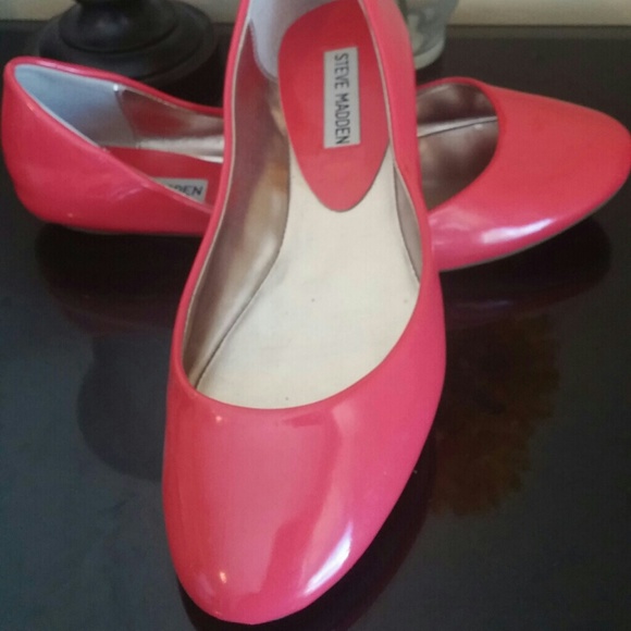 Steve Madden Flats