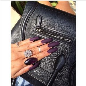 Meet your Posher, Jasmine