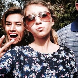 Meet your Posher, Leslie