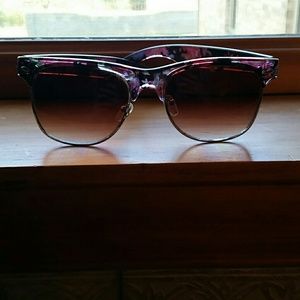 Flowered sunglasses