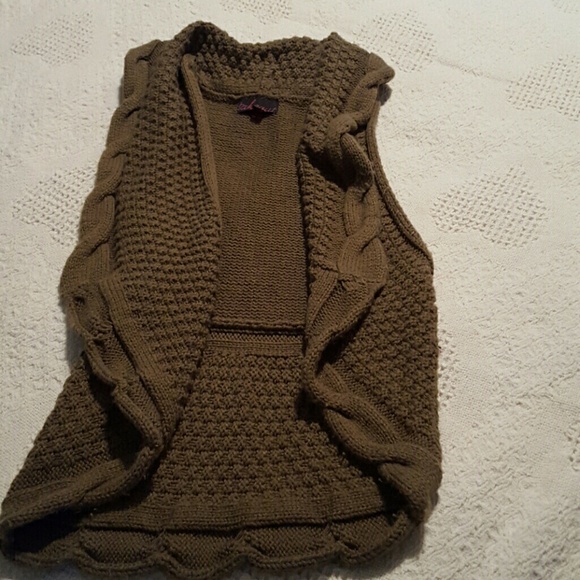 Cute shrug