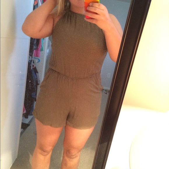 Never wear it.. Super cute tho :( - Picture 1 of 2