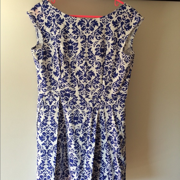 Fun, Delft Inspired Print, Great for Weddings