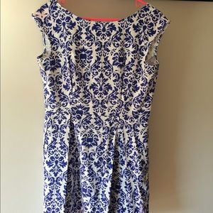 Fun, Delft Inspired Print, Great for Weddings