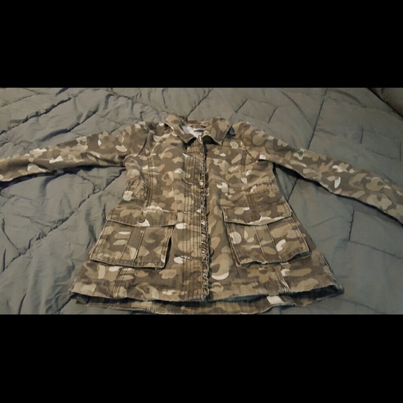 Girls Carhart jacket