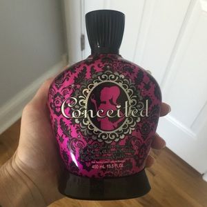 New! Conceited Dark Tanning Lotion👙