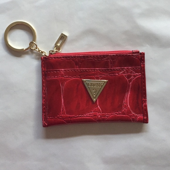 Guess keychain wallet