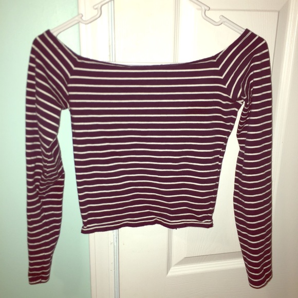 Long sleeve crop top