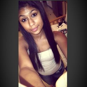 Meet your Posher, Ariana