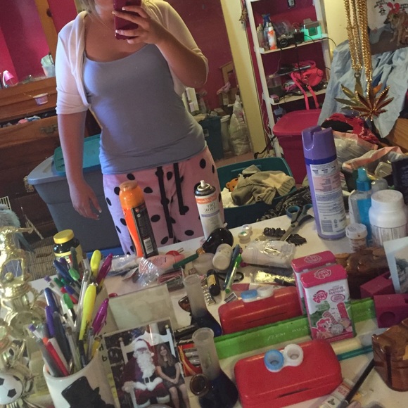 White crop top throw
