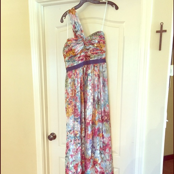 NEW! (NWOT) BCBGMAXAZRIA beautiful runway gown
